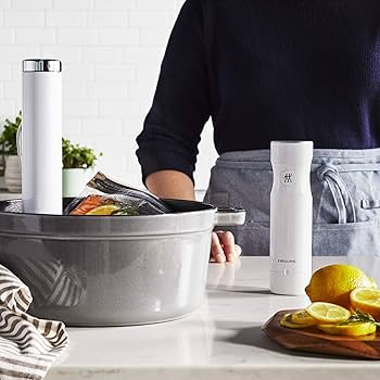 ZWILLING VACUUM STARTER SET 7点セット Free Shipping! ZWILLING 7-pc Fresh & Save Vacuum Sealer
